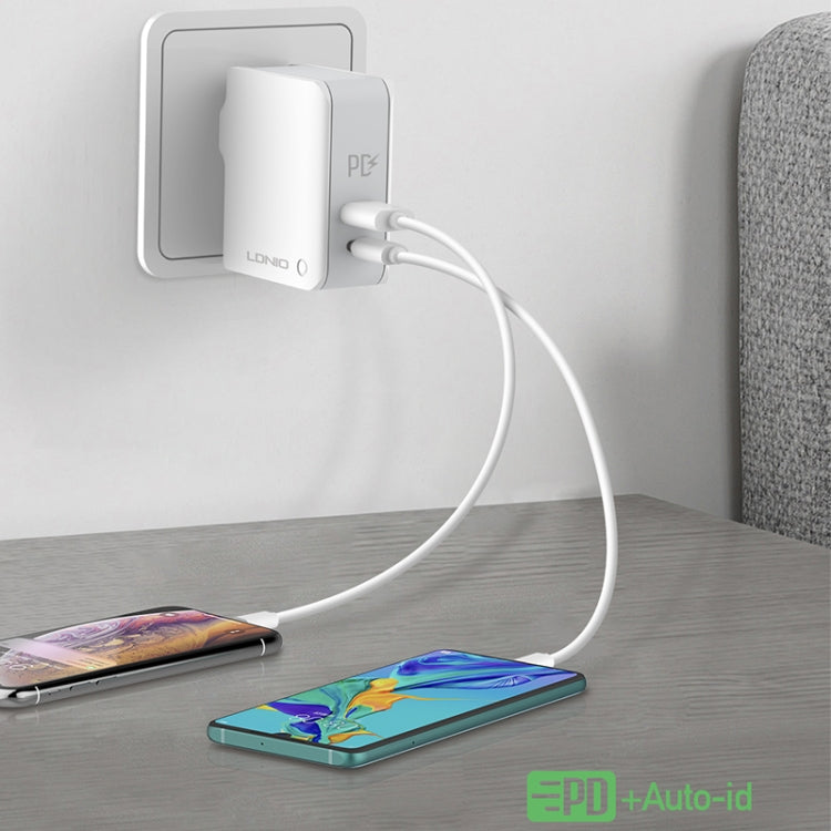 LDNIO A4403C 30W PD + Auto-id Foldable Fast Travel Charger with 1m 8 Pin Cable, AU Plug����������...