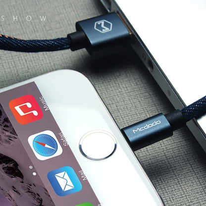 Mcdodo CA-1730 1.2m 8 Pin to USB Data Cable