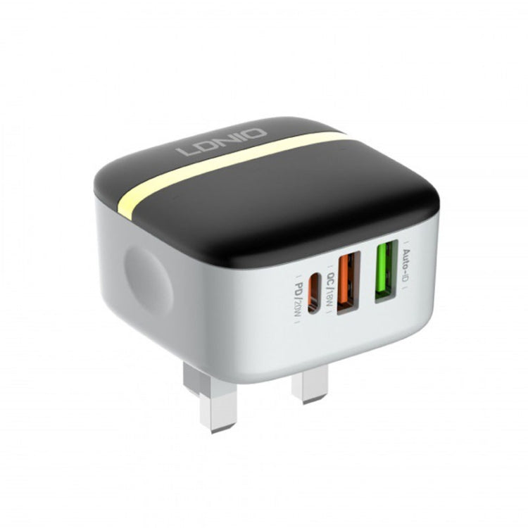LDNIO A3513Q 32W QC3.0 3 USB Ports Phone Adapter, US Plug with Micro USB Cable�������������������...
